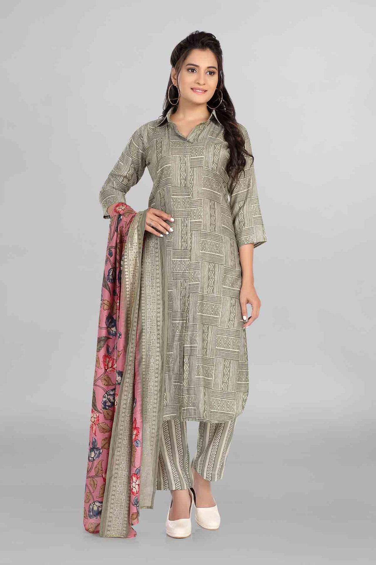 Green Colour Muslin Kurti Paired With Pant Dupatta