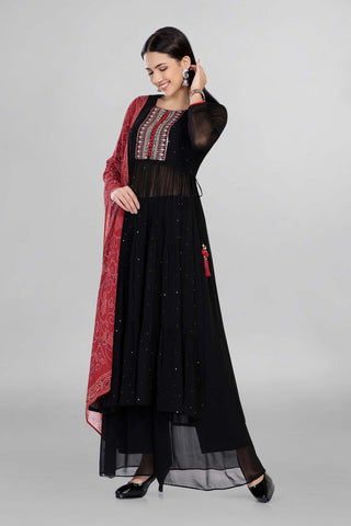 Black Colour Printed Kurti Paired With Pant And Dupatta