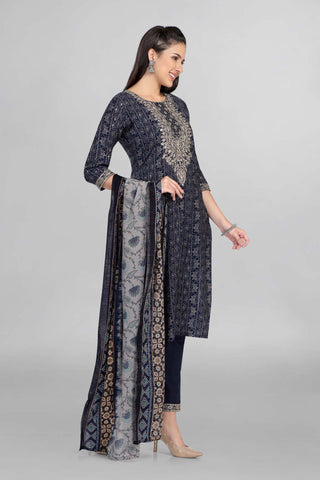 Blue Printed Thread Work Kurti With Beautiful Embroiderd Neck Line Work Paired With Plain Pant And Matching Dupatta