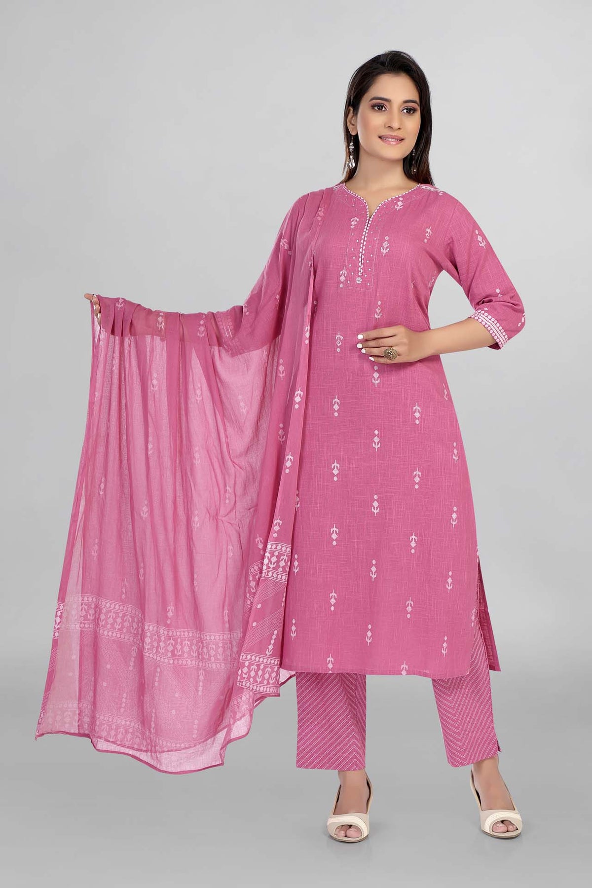 Pink Colour Beautiful Casual Wear Kurti Paired With Pant Dupatta