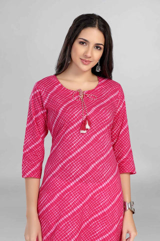 Pink Colour Casual Wear Cotton Printed Kurti