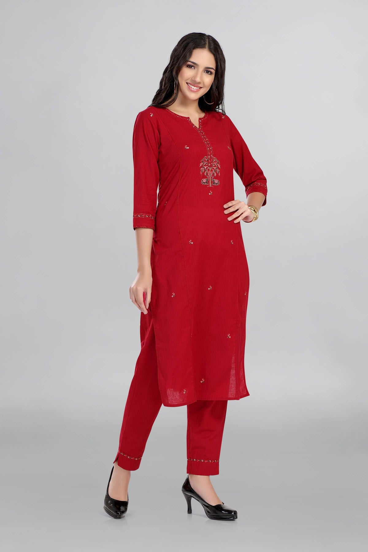 Red Colour Casual Wear Kurti Set Beautiful Hand Emboridery With Cotton Pant