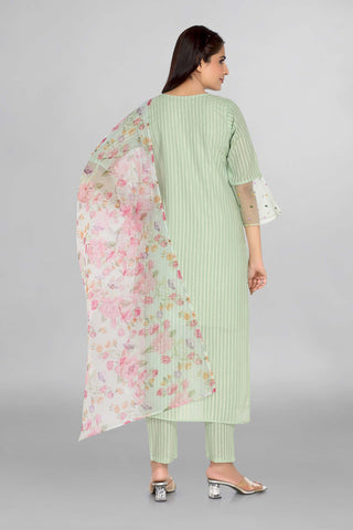 Beautiful Light  Green Colour Kurta Paired With Pant And Organza Dupatta