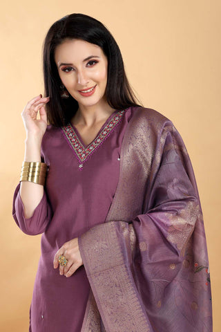 Lavender Colour Muslin Kurta Paired With Pant And Dupatta