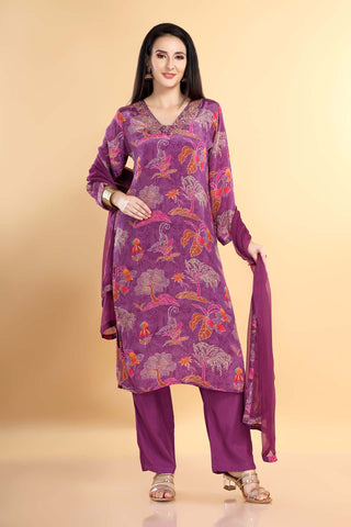 Lavender Colour V Neck Kurta Paired With Pant And Dupatta