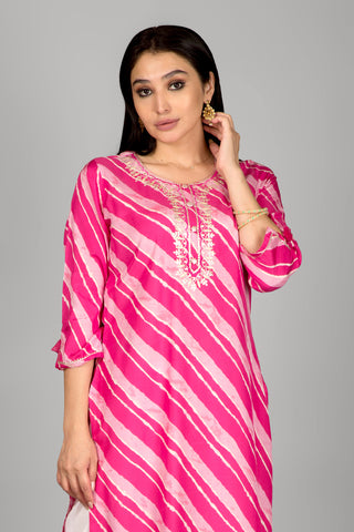 Dark Rani Colour Kurta With Beautiful Gotta Work