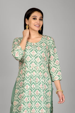 Light Green Printed Kurta Paired With Pant