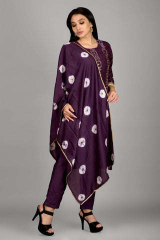 Dark Violet Batic Print Kurta Paired With Pant