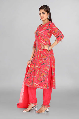 Camellia Rose Colour Printed Kurta With Plain Pant And Nett Dupatta