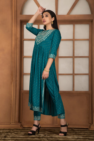 Peacock Green Colou Nayra Cut Kurta Paired With Pant And Dupatta