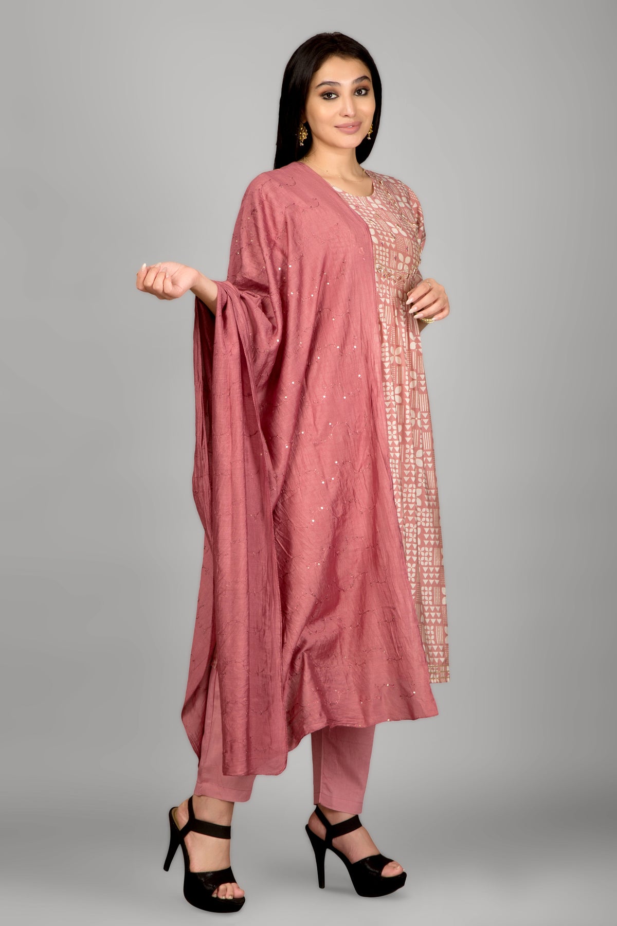 Pink Colour Mirror Printed Kurta Paired With Pant And Duppatta