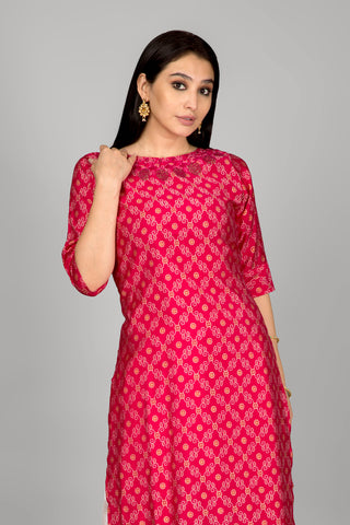 Dark Pink Kurta With Beautiful Neckline