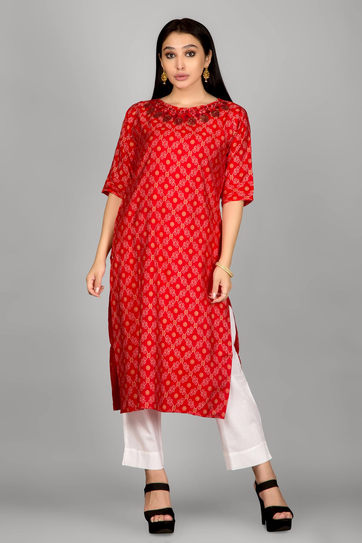 Red Colour Bandhani Kurta With Beautiful Neckline Embroidery