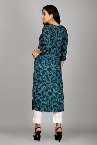 Rama Green Colour Kurta With Beautiful Neckline Work