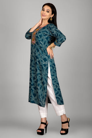 Rama Green Colour Kurta With Beautiful Neckline Work