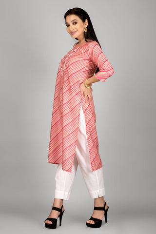 Light Pink Colour Kurta With Beautiful Neckline Hand Embroidery