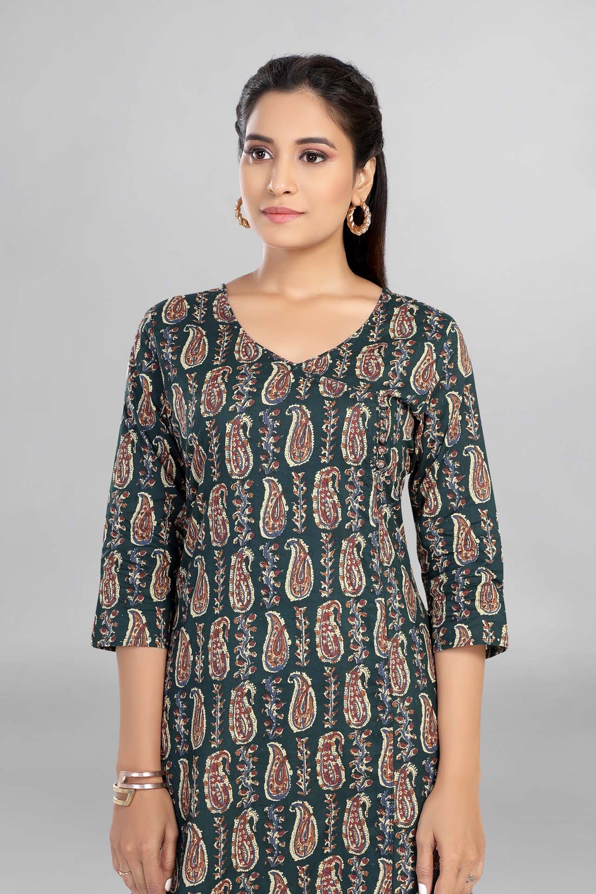 Green Colour Beautiful Alankari Printed Kurti