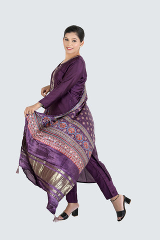 Voilet Colour Printed Kurti Paired With Pant And Dupatta