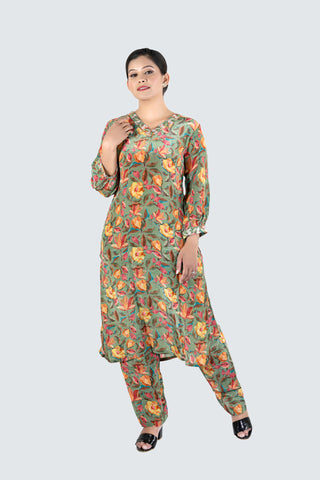 Green Colour Folral Printed Kurti Paired With Pant