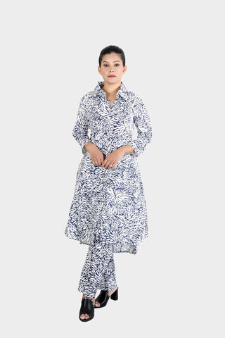 Blue Colour Printed Kurti Paired With Printed Pant